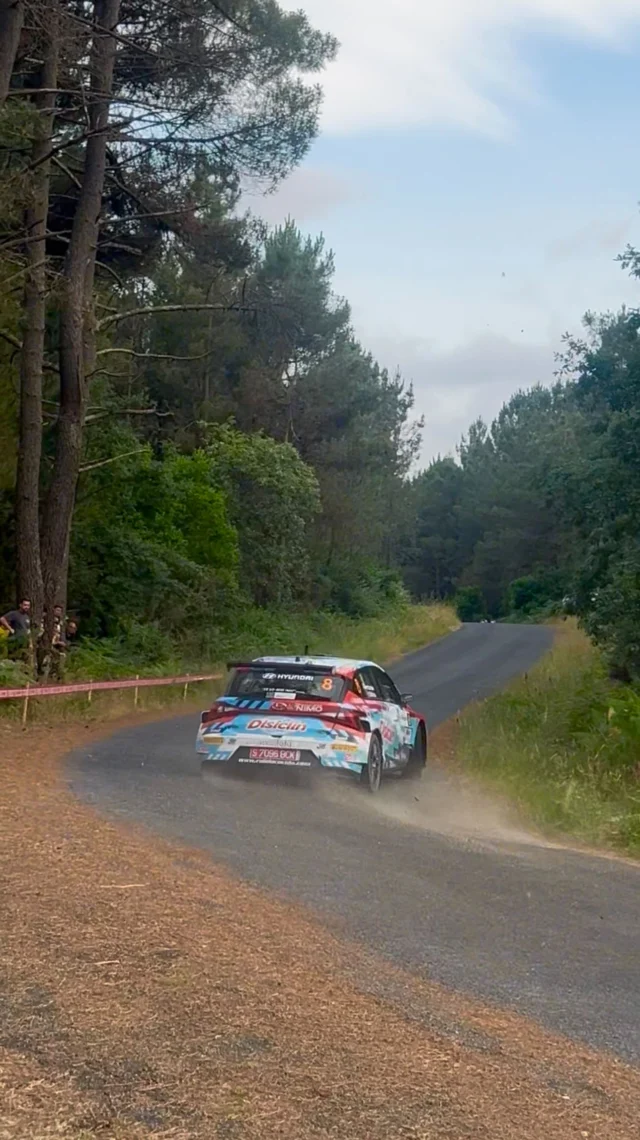 ⏳ Cuando quedan pocos minutos para que comience la segunda etapa del Rallye de Ourense, os compartimos un pequeño resumen de lo que pudimos ver en la jornada de ayer 📹

Esperamos que el día de hoy sea al menos tan bueno como el de ayer 👌